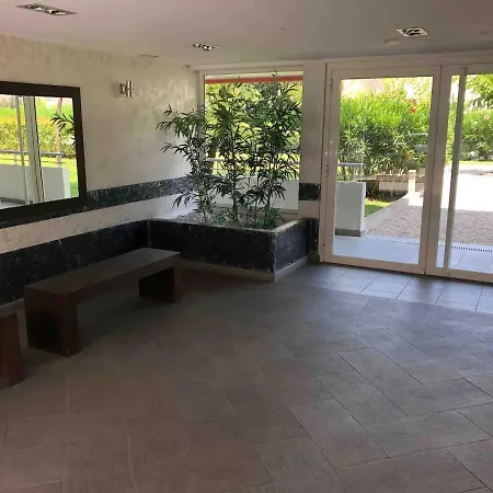 Cote D'azur Joli 50m Plage, Climatisation , Parking. * Villeneuve-Loubet